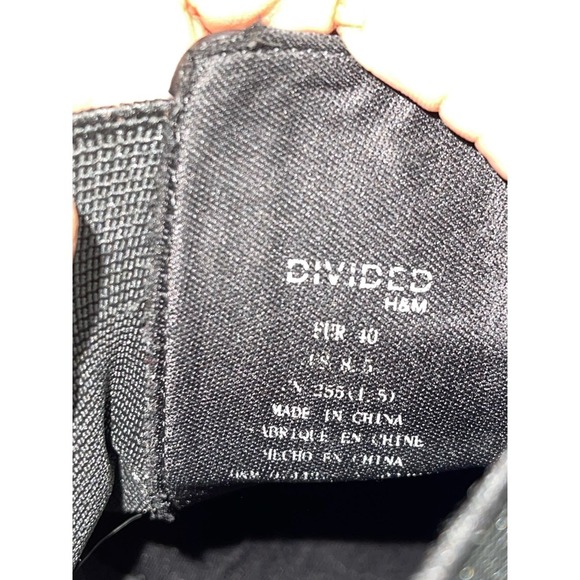 H & M Divided Chelsea Black  Round Toe Ankle Boots Size 40 - Picture 9 of 11